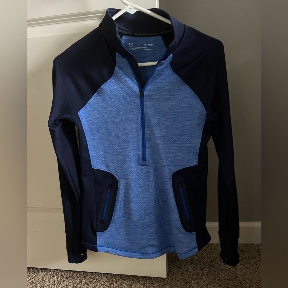 Under Armour Women’s Fitted ColdGear Reactor Ling Sleeve Activewear Shirt
